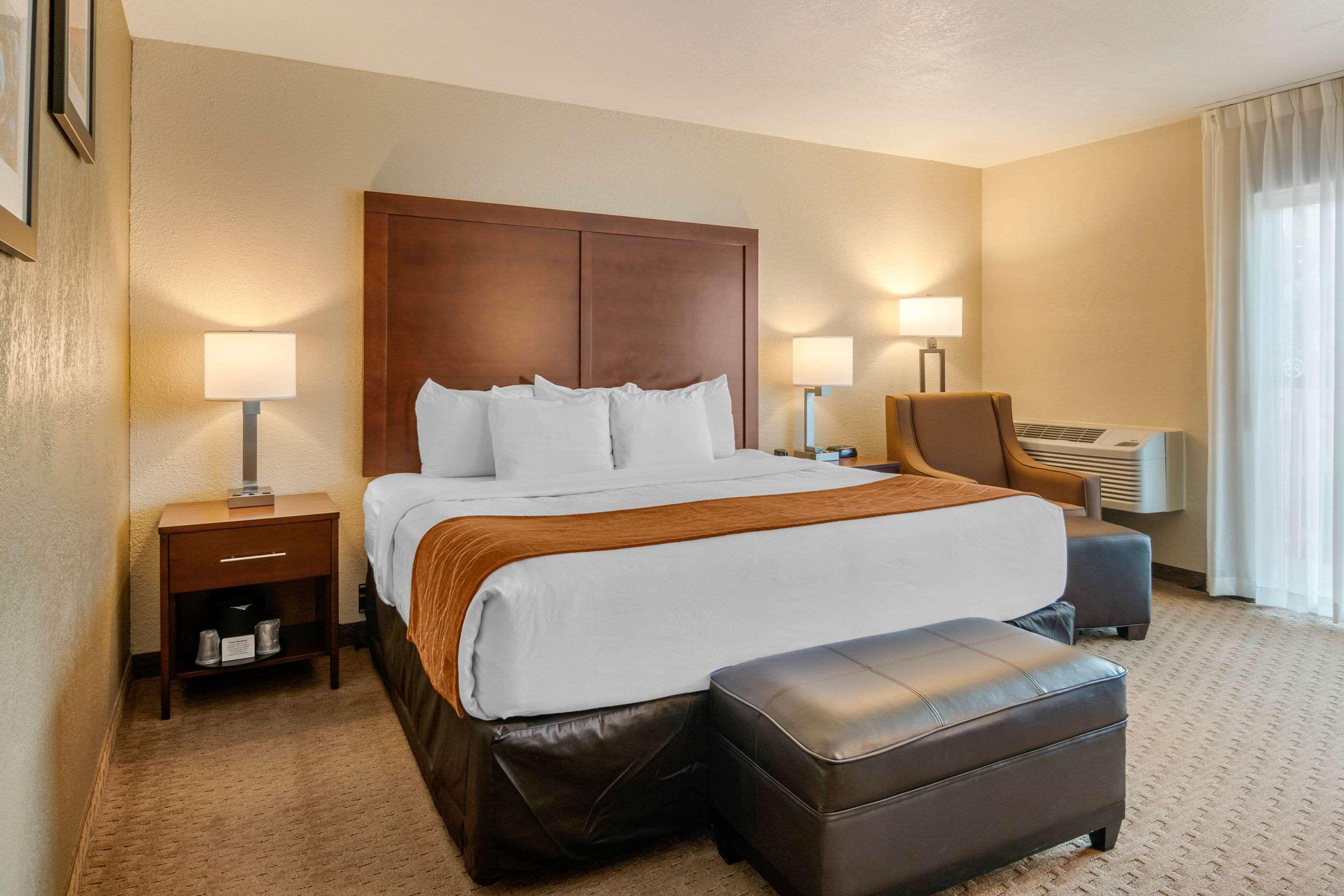 לינקולן סיטי Comfort Inn & Suites מראה חיצוני תמונה