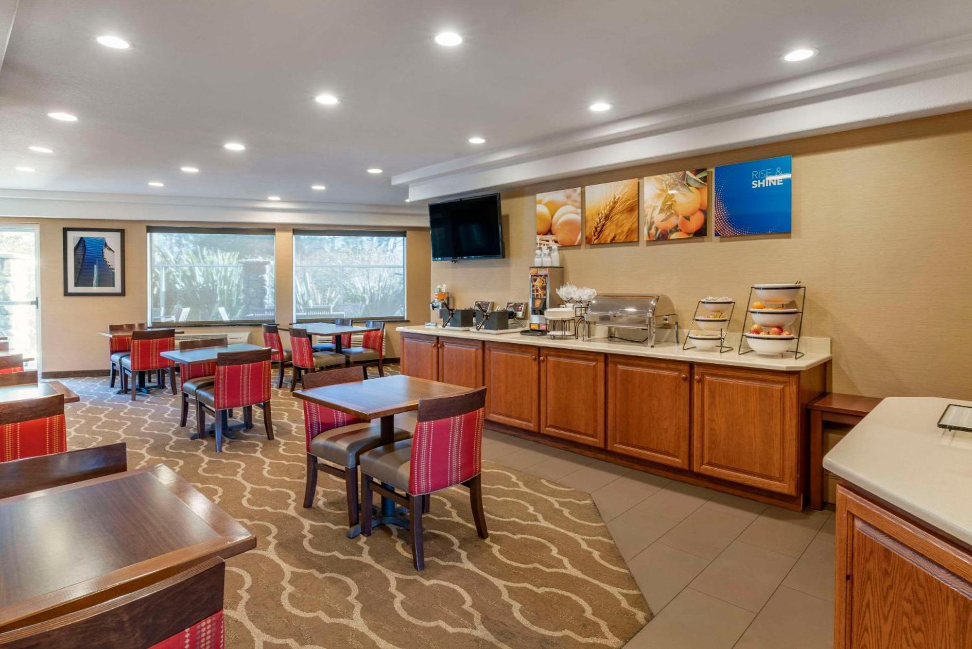 לינקולן סיטי Comfort Inn & Suites מראה חיצוני תמונה