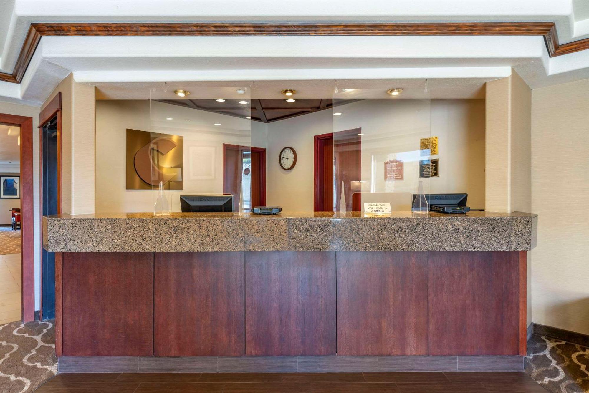 לינקולן סיטי Comfort Inn & Suites מראה חיצוני תמונה